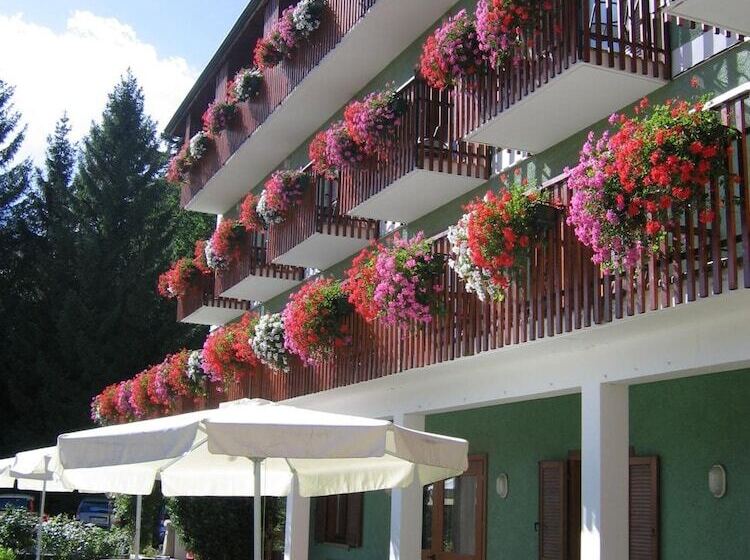 فندق Albergo Monteverde