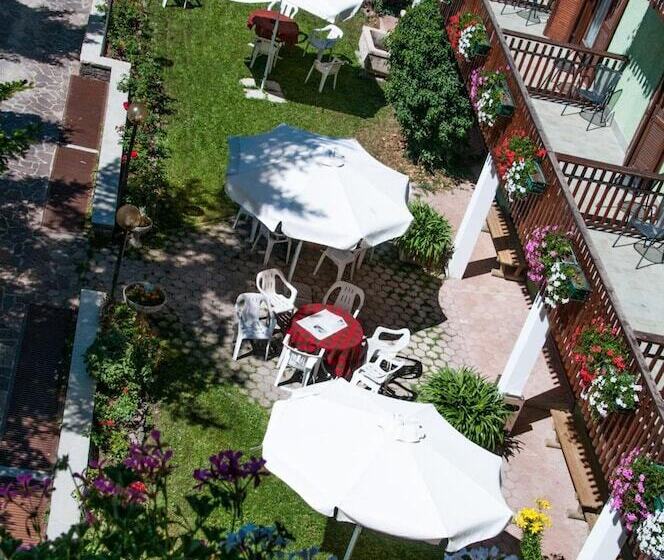 فندق Albergo Monteverde