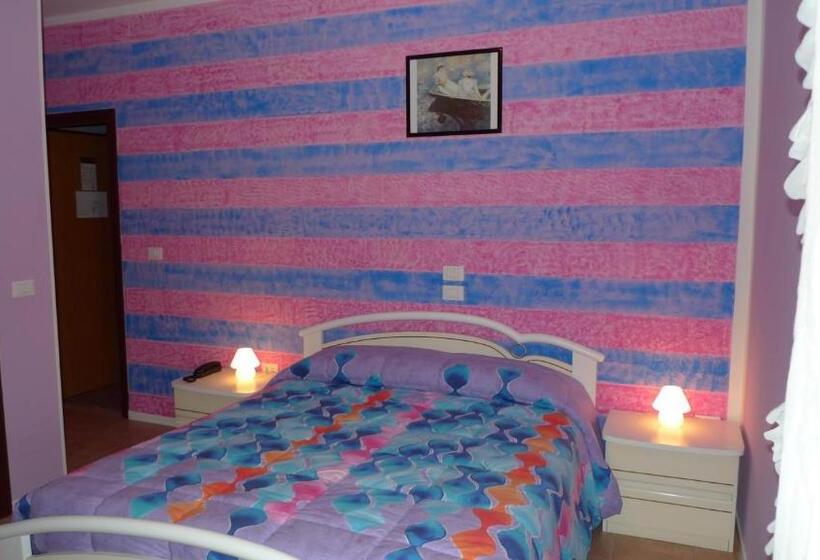 בית מלון כפרי Albergo Simonati