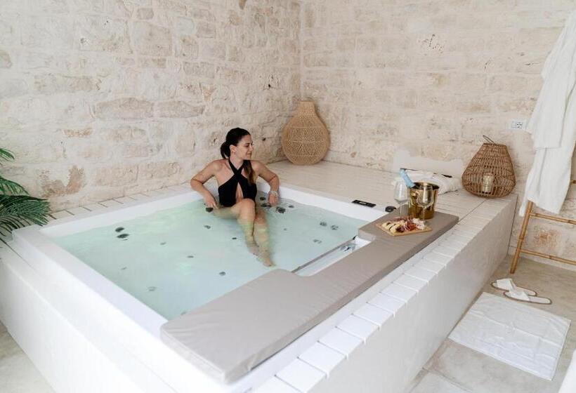 تختخواب و صبحانه Aurluna Luxury Suites