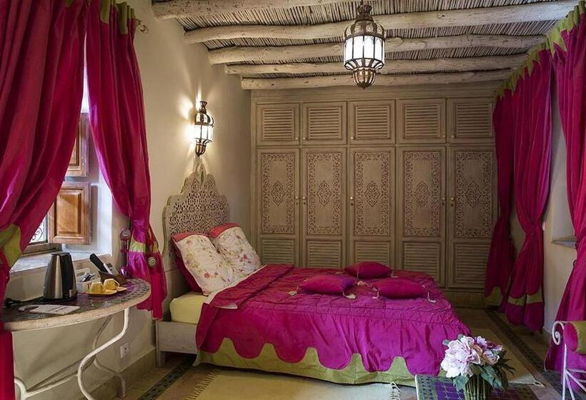 تختخواب و صبحانه Riad Des 1001 Fleurs