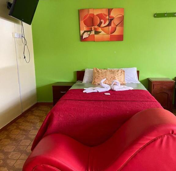 هتل Rosita´s House Huaraz