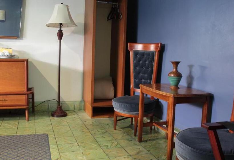 La Casa B & B