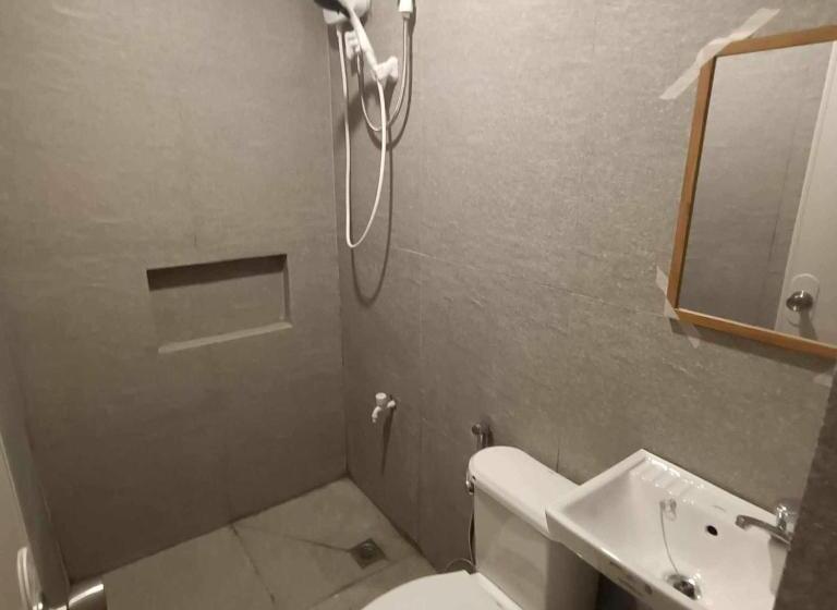 فندق على الطريق Transit Inn