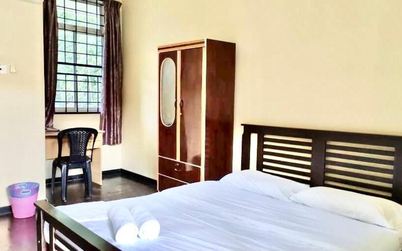 Raudhah Rest Inn