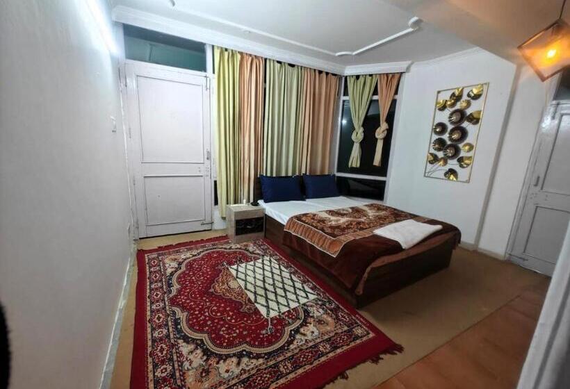 Vibe Hostel