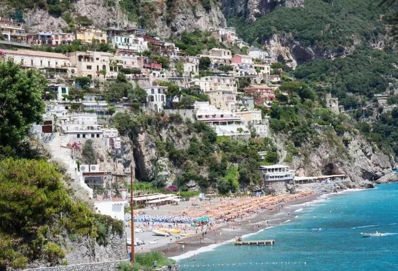 Apartment Hotel Royal Con Balcone E Vista Mare
