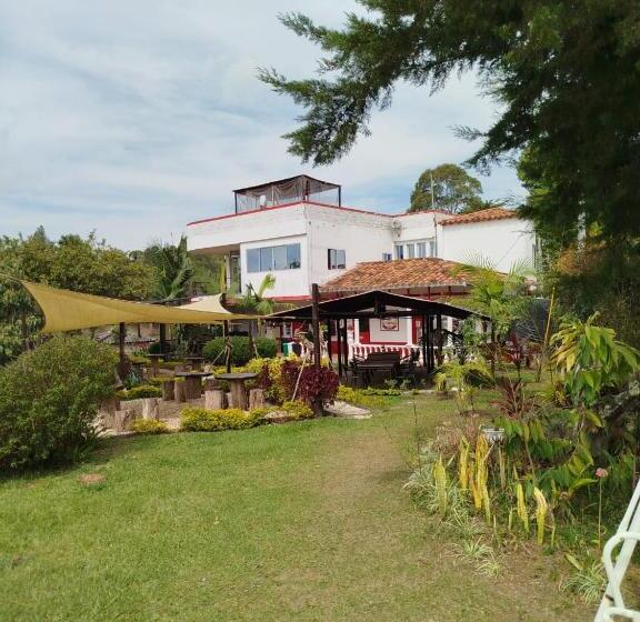 Отель Campestre Y Cervecería Flor De Canela