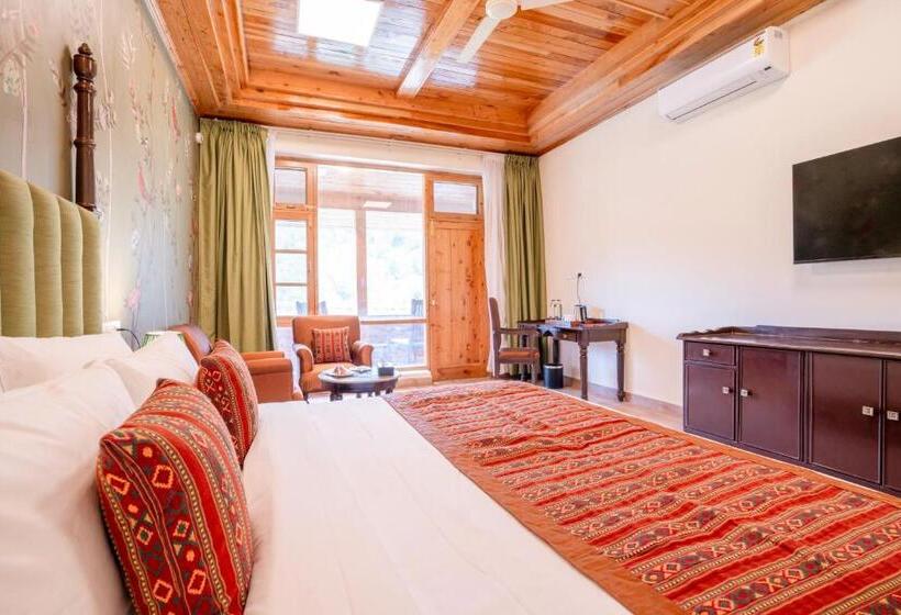 فندق Ezzenza Swarg By Beas Golf Resort   Devlok Manali