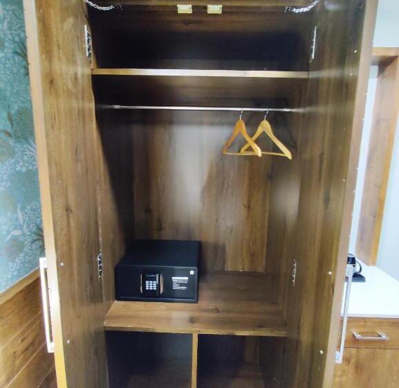 בית מלון כפרי Grt Square