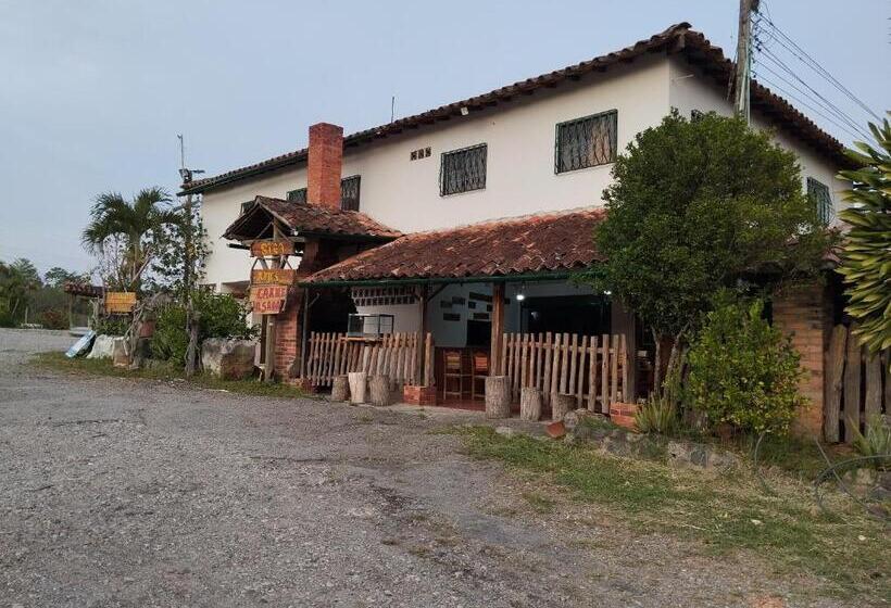 هتل Hospedaje Donde Gustavo Osorio