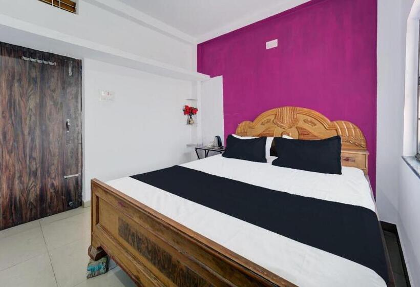 בית מלון כפרי Spot On Abhiraj Hotal & Guests House