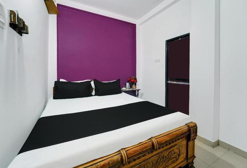 בית מלון כפרי Spot On Abhiraj Hotal & Guests House