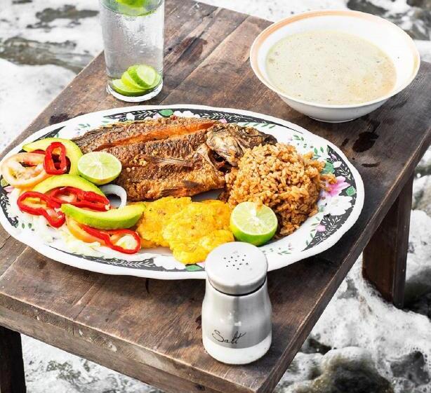 ペンション Room In Guest Room   Hb7 Quadruple Room With Shared Bathroom