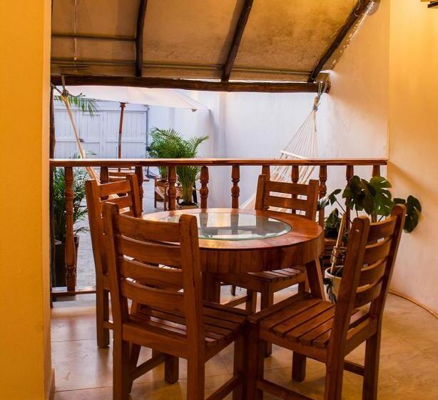 ペンション Room In Guest Room   Hb7 Quadruple Room With Shared Bathroom