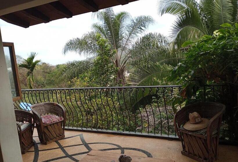 Pensjonat Sancha S House
