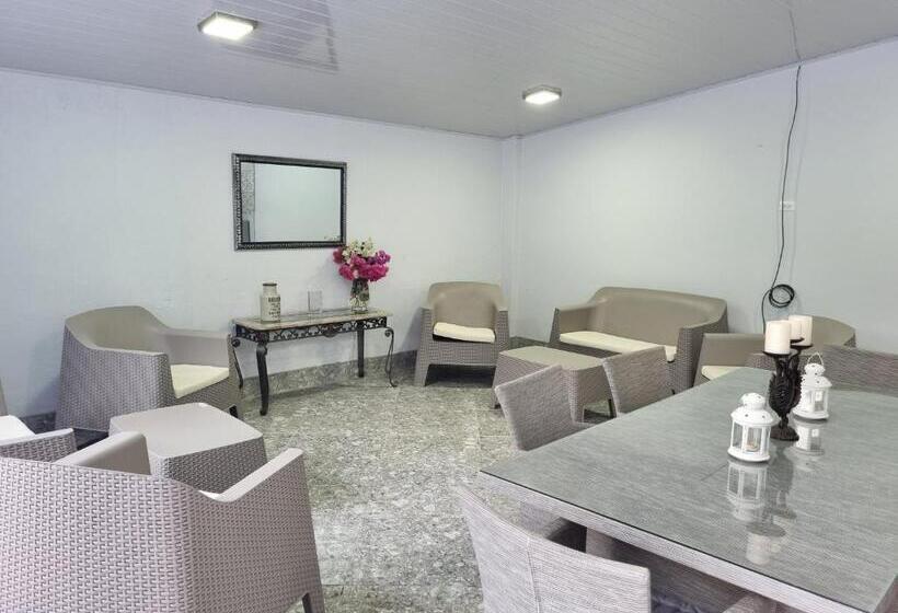 بنسيون Villa Helena