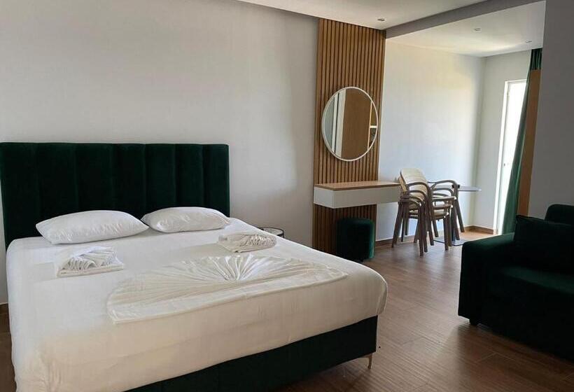 Sea La Vie By Hotel Anna