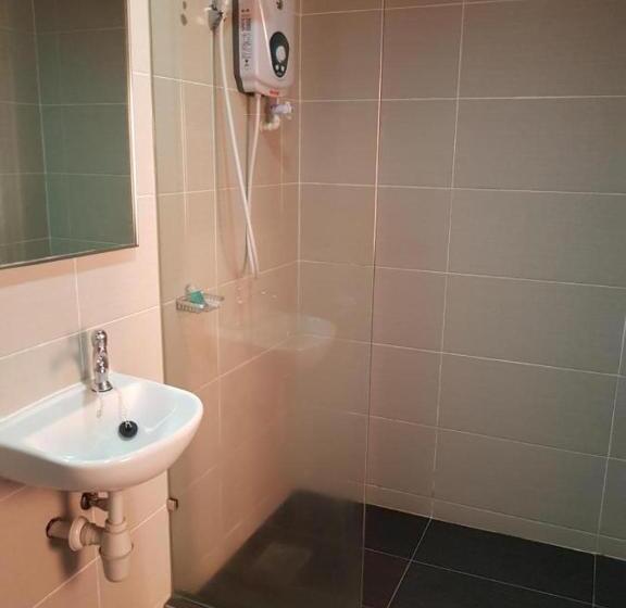 Seeds Hotel Puchong Koi