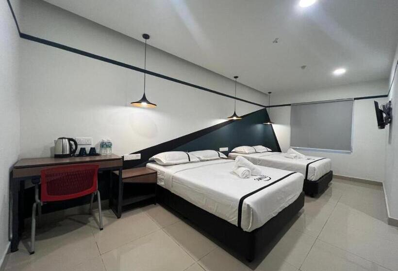 Seeds Hotel Puchong Koi