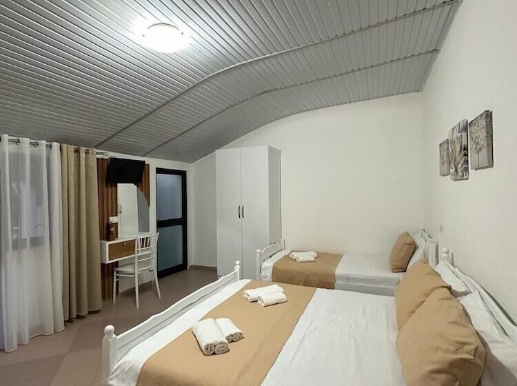 Vogue Rooms