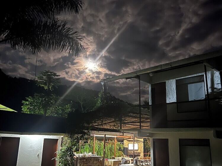 בית מלון כפרי Oassis Conexion Sin Fronteras