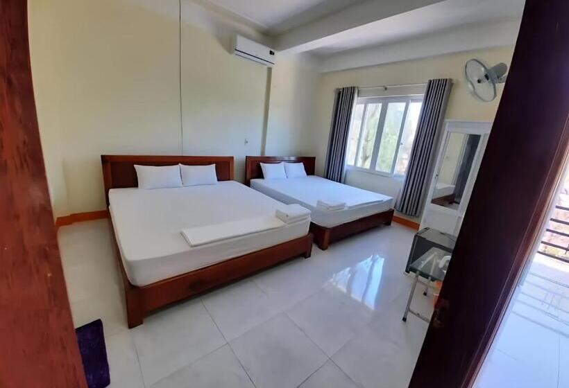 Hotel View Nhat Le Beach