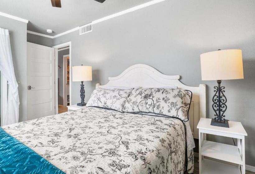 펜션 Salt Block   French Serenity Suite 3