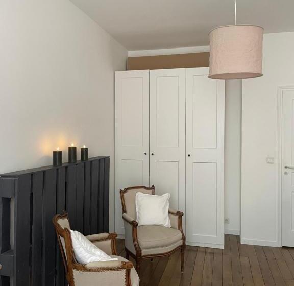 Bed And Breakfast 2 Chambres, 1 Salle D Eau   Centre Versailles