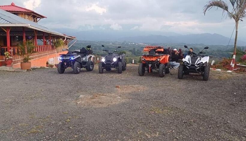 هتل Finca Turística Alto Bonito Filandia