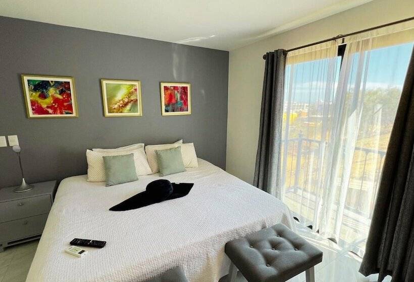 هتل Residences By Mp Cabo San Lucas