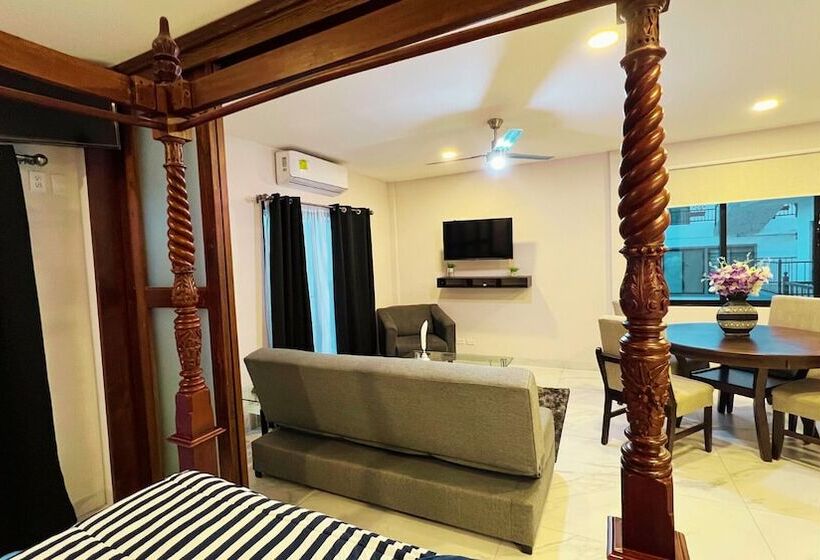 هتل Residences By Mp Cabo San Lucas
