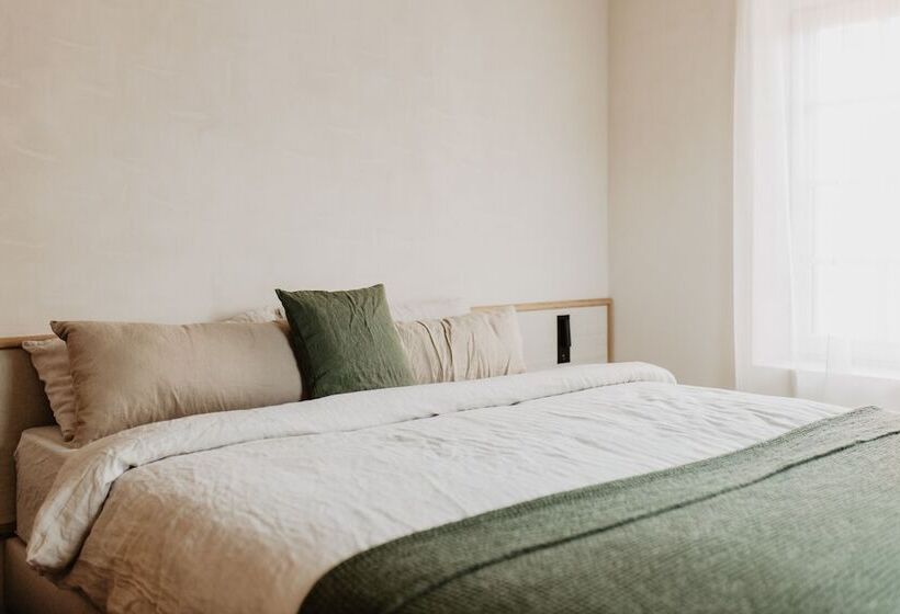 مبيت وإفطار Stil 1827