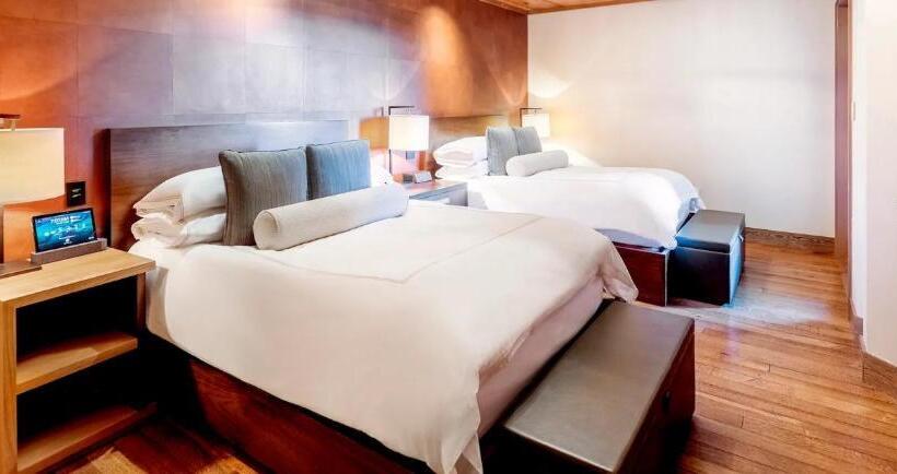 Primland Resort, Auberge Resorts Collection