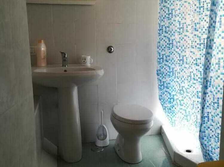 مبيت وإفطار A Taverna Intru U Vicu