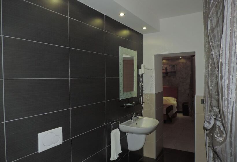 צימר La Suite Rooms & Apartments