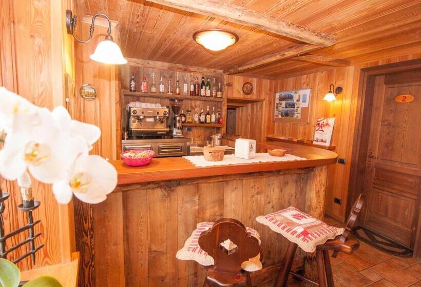 Bed and Breakfast Le Vieux Rascard Chambres D Hotes