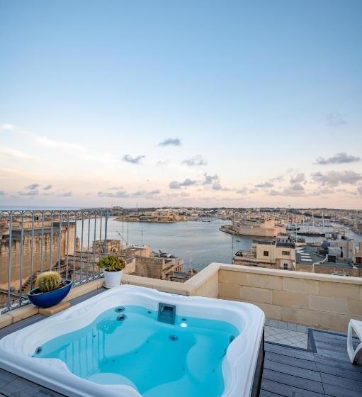 تختخواب و صبحانه Tano's Boutique Guesthouse