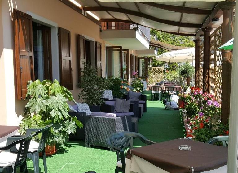 هتل Casa Albergo Sorriso