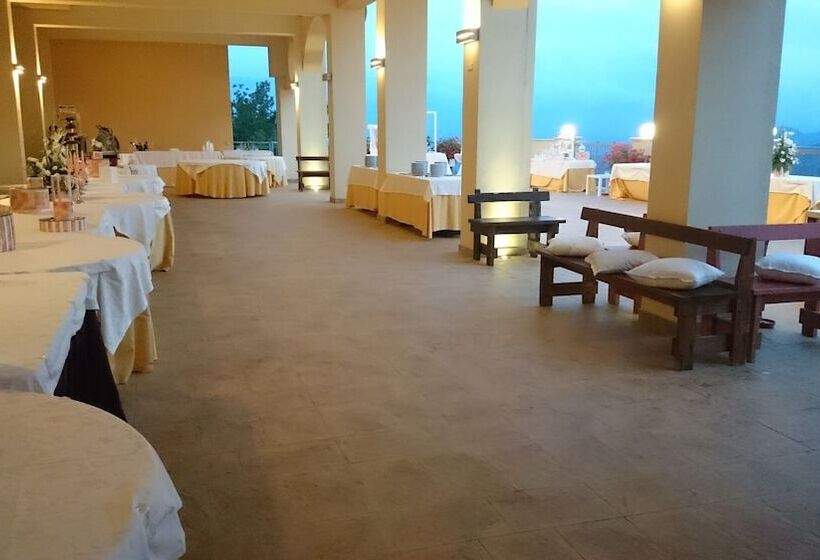فندق Sette E Mezzo