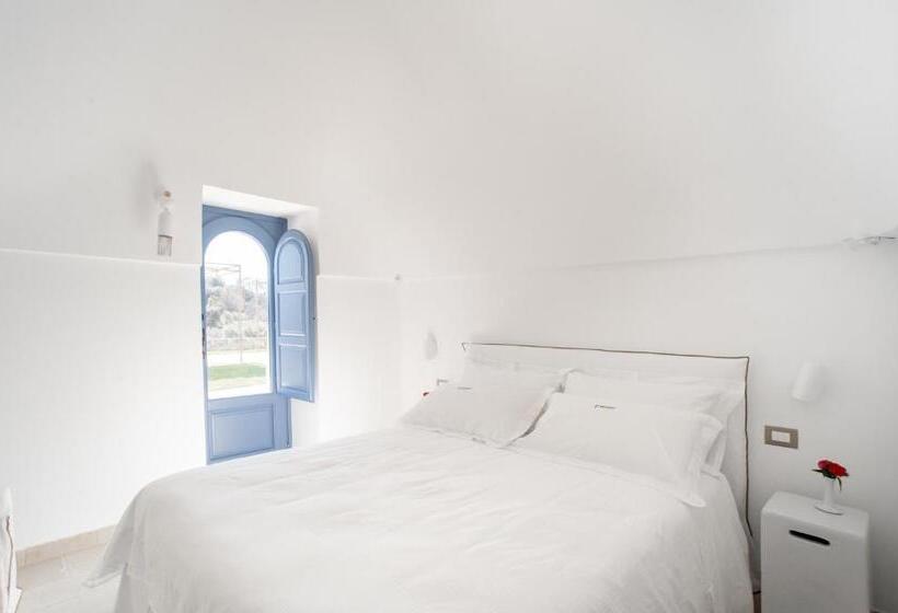 تختخواب و صبحانه Borgofreddo Luxury Suite