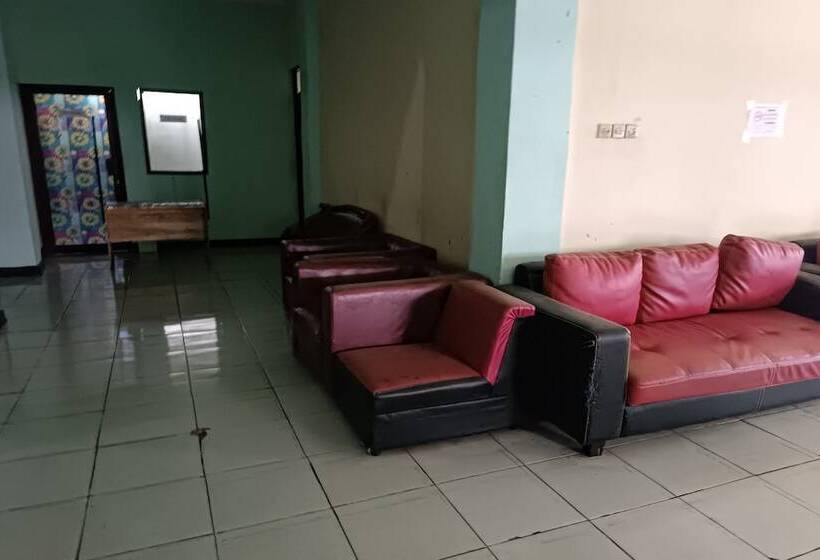 호텔 Oyo 93764 Homestay Citra