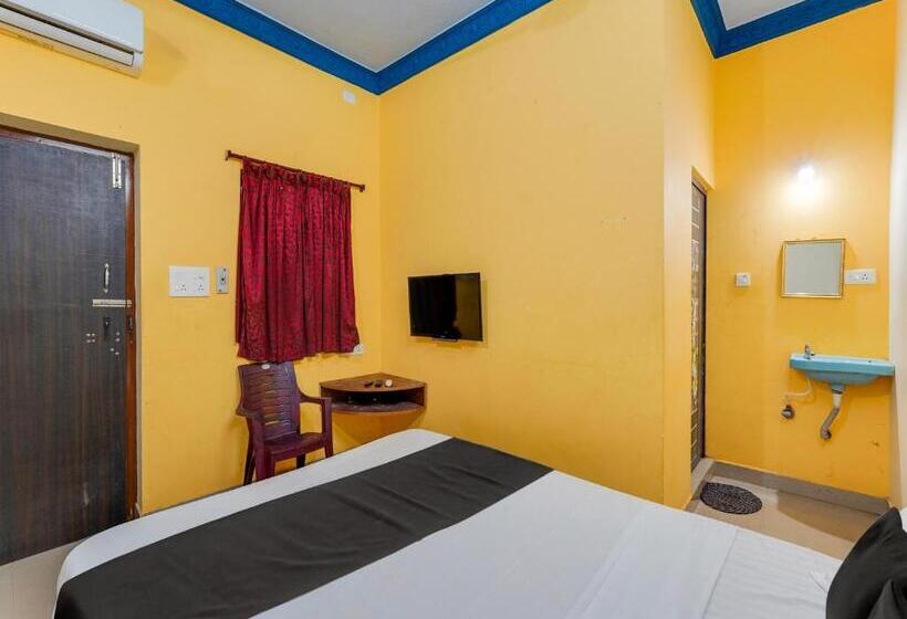 Отель Oyo Raghul Residency