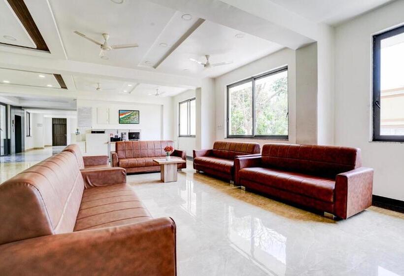 酒店 Ramdevgarh Resort Ghuma