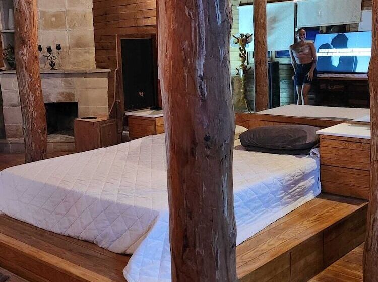 هتل La Hacienda Cyprus