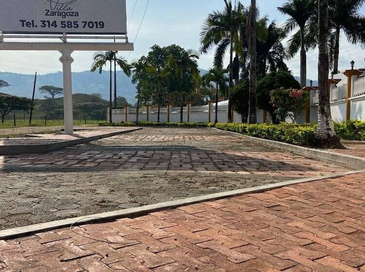 هتل Villa Zaragoza