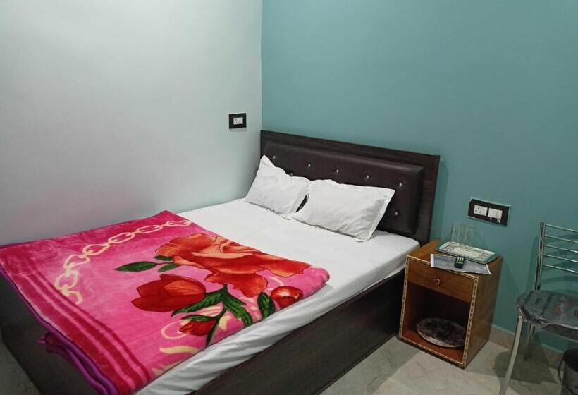 فندق Narayan Inn