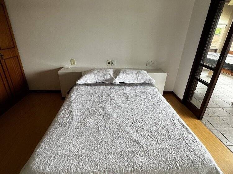 ユースホステル Pousada Casa Chico