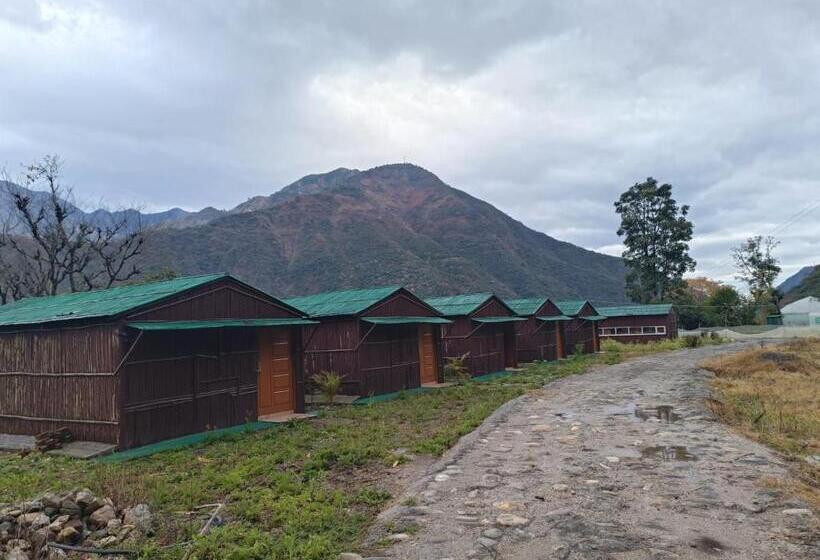 호텔 Giri Ganga Resort