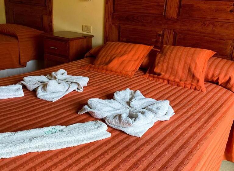 בית מלון כפרי El Sauce